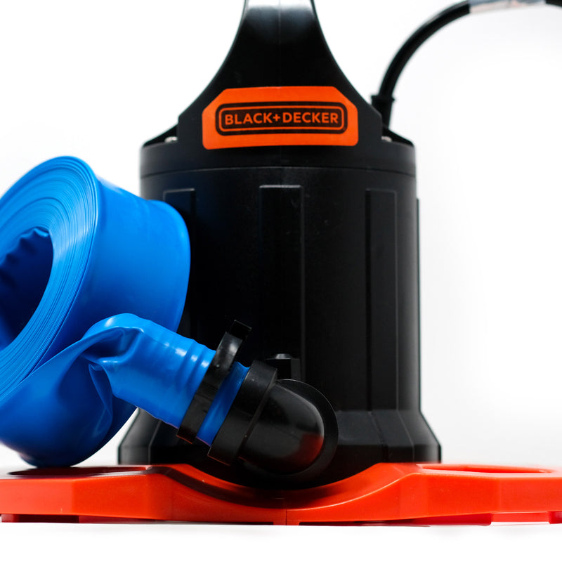 Black+Decker 800 GPH Fully Submersible Automatic Winter Swimming